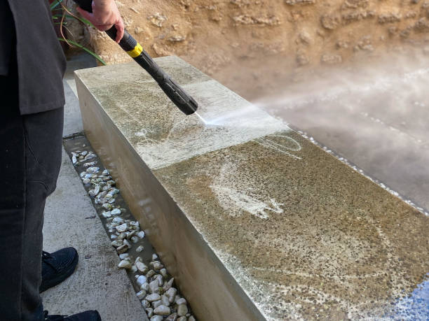 Best Deck Cleaning Services  in Columbia, CA
